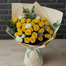 Букет цветов из:  Розы в Бредах