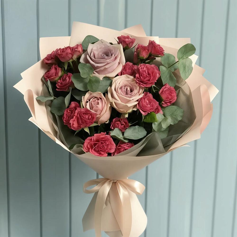 Букет цветов из: Гвоздики и Розы в Бредах