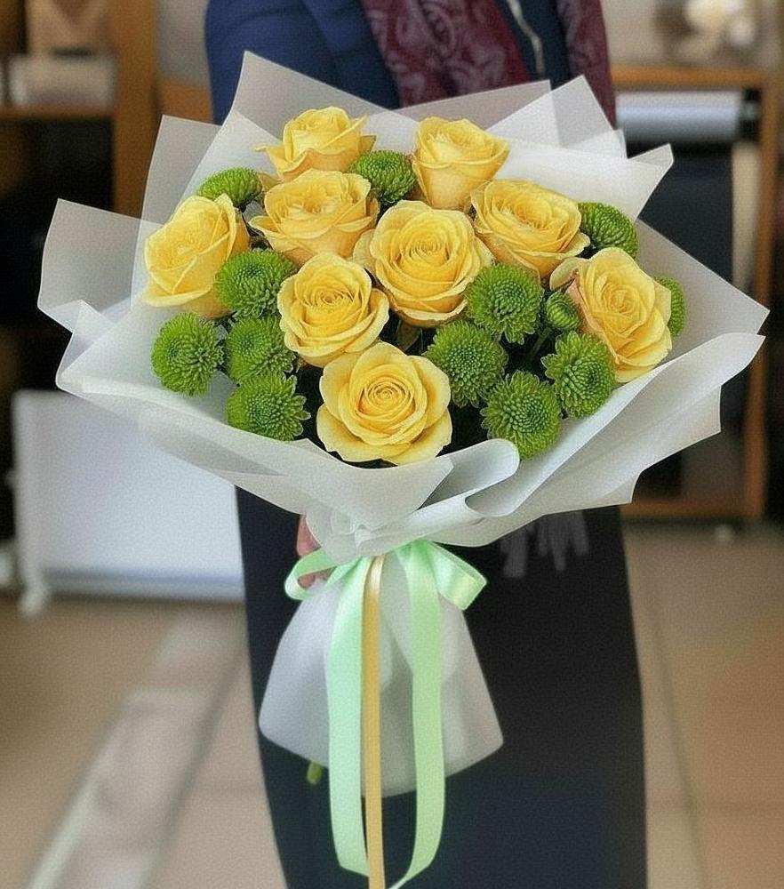 Букет цветов из: Хризантемы и Розы в Бредах