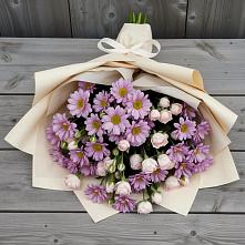 Букет цветов из:  Розы и Хризантемы в Бредах