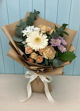 Букет цветов из:  Герберы и Хризантемы в Бредах