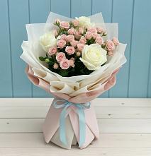 Букет цветов из:  Розы в Бредах