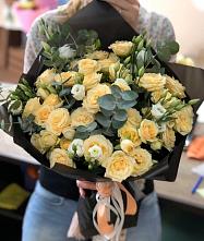 Букет цветов из:  Розы и Лизиантусы #REPLACE_PRED# Бредах