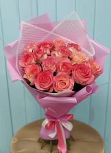 Букет 15 Розовых роз Равель в Бредах
